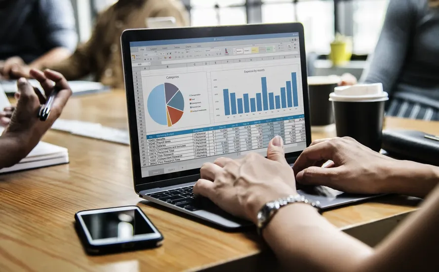 Software CRM Adalah Must-Have Tool: 10 Alasan Wajib Menggunakannya