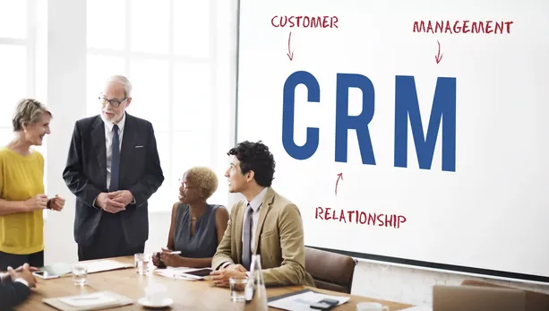 Sistem CRM sebagai Strategi Bisnis untuk Meningkatkan Loyalitas dan Penjualan